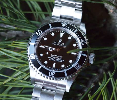 rolex submariner 14060m prezzo listino|rolex 14060m review.